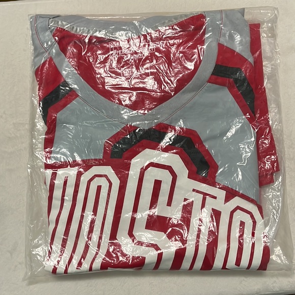 Emerson Street Ohio State Women’s Shirt - Picture 7 of 7